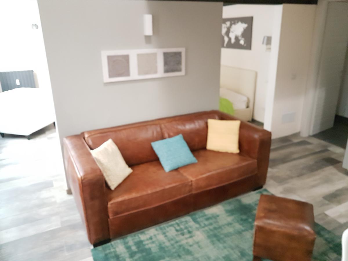 Domus Navigli Apartment Milan Bagian luar foto