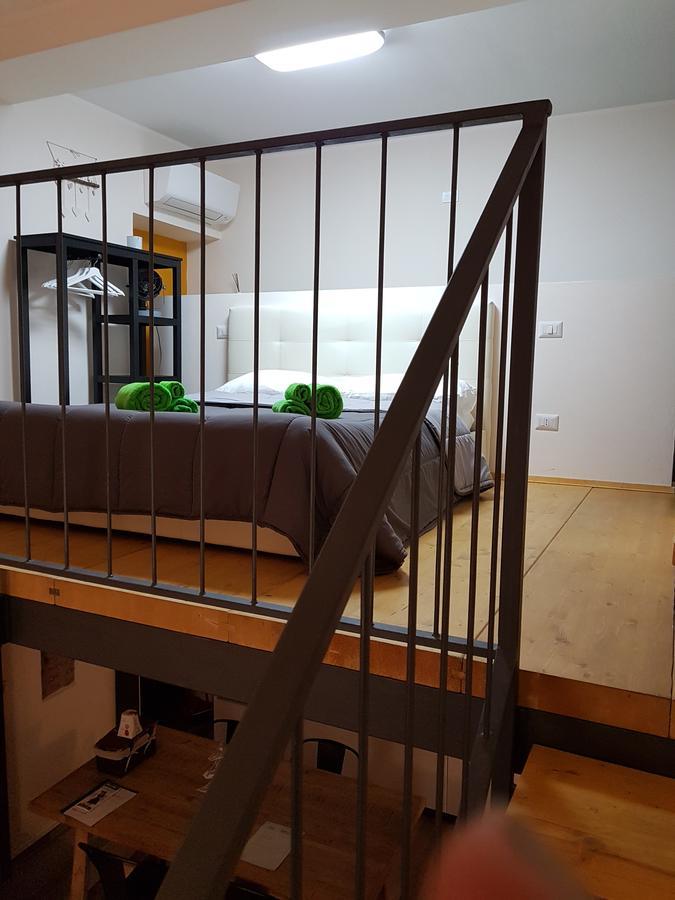 Domus Navigli Apartment Milan Bagian luar foto